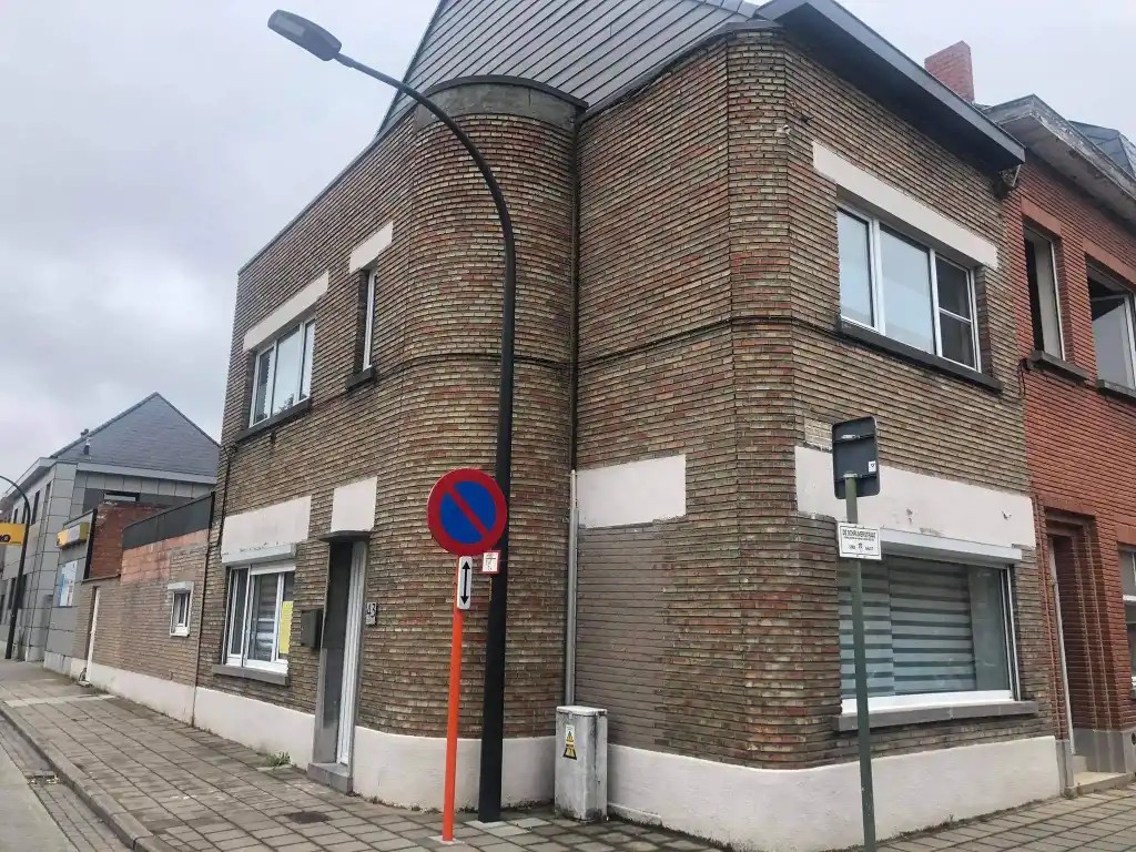 gevel zonder gevelbepleistering